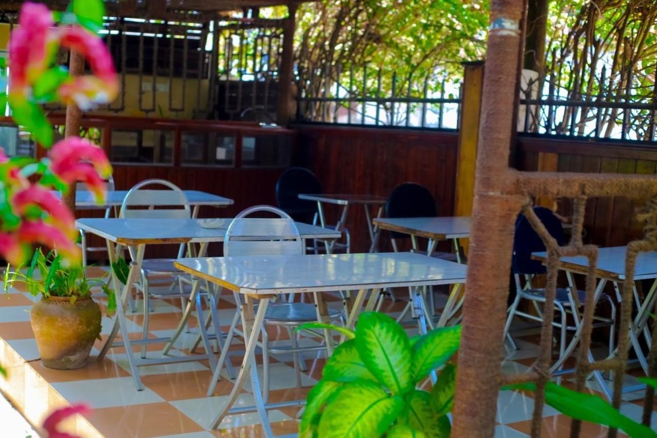 Garden Lodge ザンジバルシティ エクステリア 写真